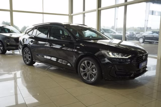 Ford Focus ST-Line X 1.0 155PS Aut.UPE=41700   **