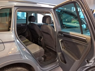 Volkswagen Tiguan Life 2.0TDI*KAMERA*CARPLAY*LED* - bilder 16