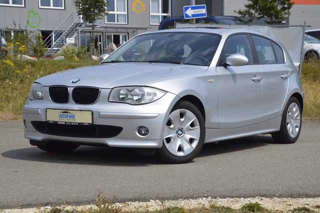 BMW 118i Lim Navi/Standheizung/Shz Gebrauchtwagen Kaufen | EZ 05/2006 | Preis 4.990 €