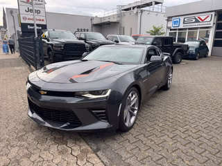 Chevrolet Camaro Coupé 6.2 V8 50th Anniversary Edition - foto 11