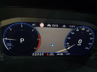 Volkswagen Touran 2.0TDI DSG 7SITZE STANDHZ SOUNDSYS CARPL. - bilder 26