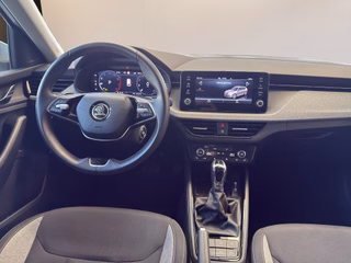 Skoda Kamiq Selection Autom., Matrix LED AHK ACC Kamera CarPlay - photo 1