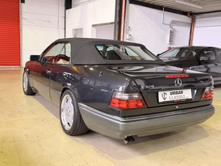 Mercedes-Benz E 320 Cabrio Sportline *H-Kennzeichen*Sammler - photo 5