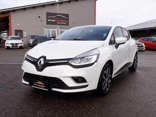 Renault Clio IV NAVI|SHZ|TEMP|LED|LEDER|KEYLESS|RFK Used vehicle for sale | First registration 03/2019 | Price 10.490 €