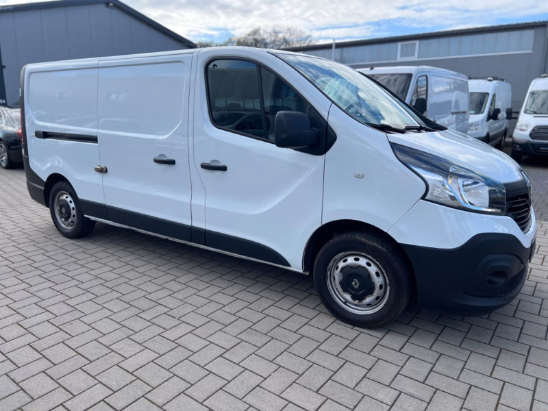 Renault Trafic Kasten L2H1 2,9t/Webasto/Kamera/Regale+++