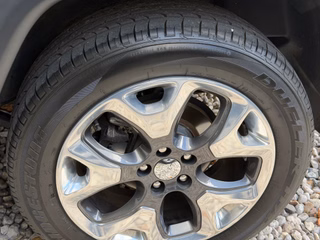 Jeep Compass Limited 4WD Automatik 4X4 - foto 38
