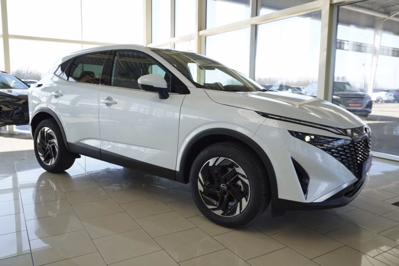 Nissan Qashqai 1,3 DIG-T Xtronic Pano/LED/Navi/Kamera/Keyless  **