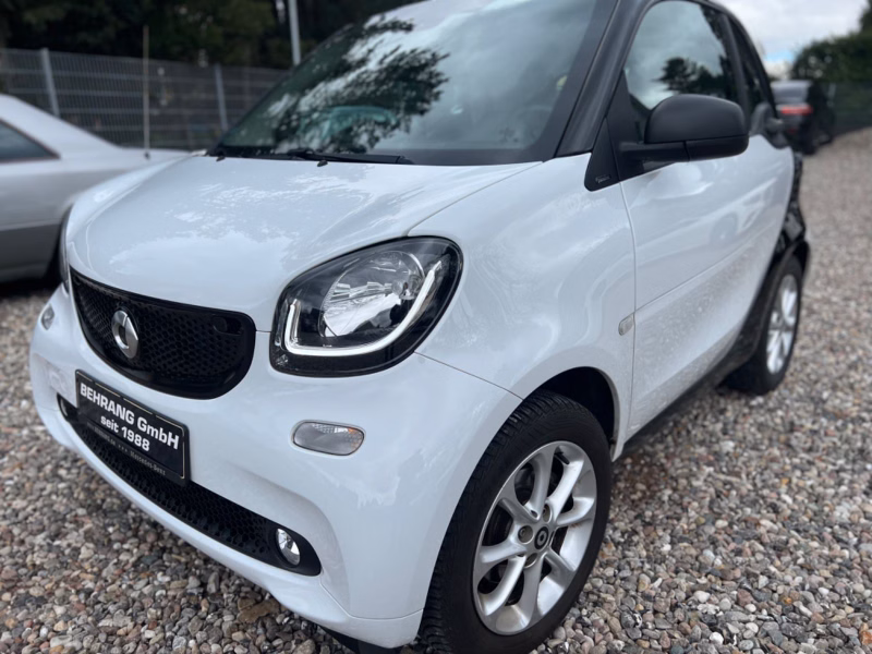 Smart ForTwo*TURBO*PASSION*LED*PANO*AUTOMATIK*NAVI*