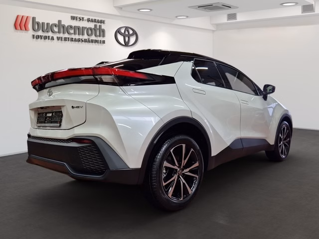Toyota C-HR 2.0 Hybrid Team D + Technik Paket - foto 5