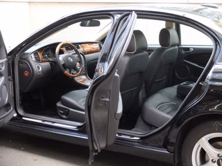 Jaguar X-Type 3.0 V6 Executive nur 75 Tkm - bilder 11