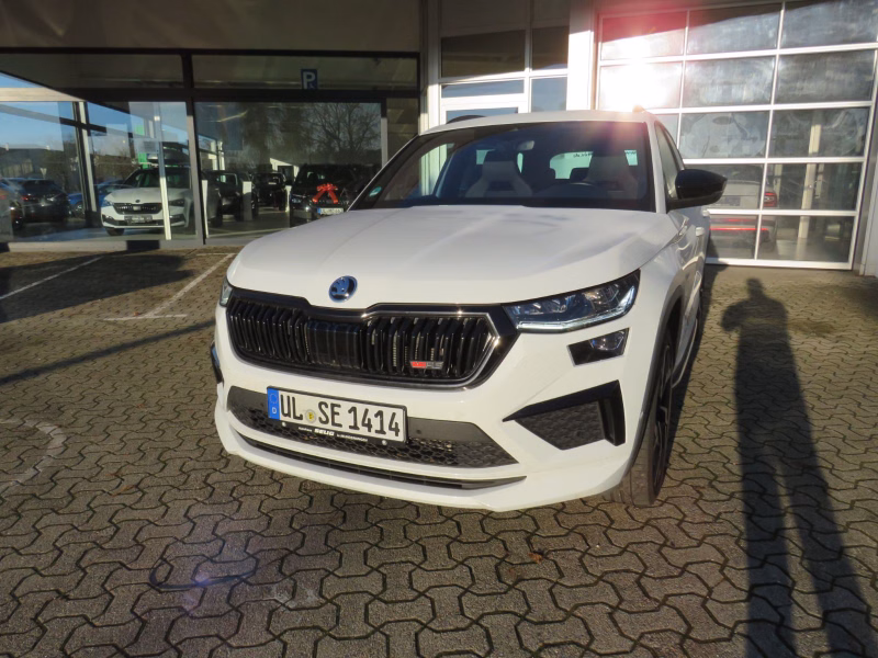 Skoda Kodiaq RS 2.0 TSI 245 PS 7-Gang DSG, 7 Sitzer,AHK,PDC,Columbus,360