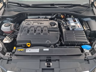 SEAT Leon ST 2.0 TDI Xcellence KLIMA / NAVI / ACC / LED / AHK - foto 12