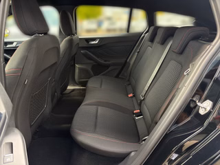 Ford Focus Turnier ST-Line 2.0 TDCi +NAVI+PDC+RFK+WINTERPAKET+ - bilder 2