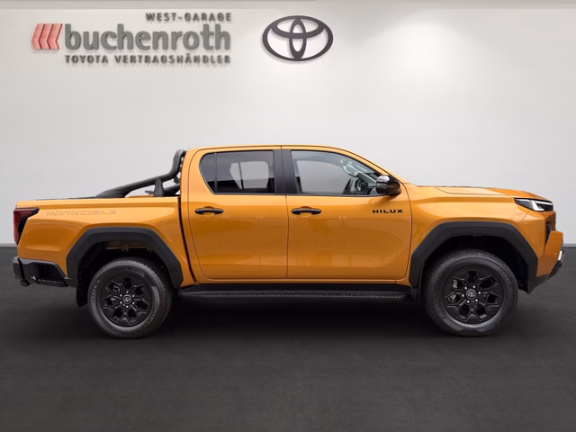 Toyota Hilux 2.8 DOUBLE CAB INVINCIBLE 4x4 M.Hyb. - bilder 4