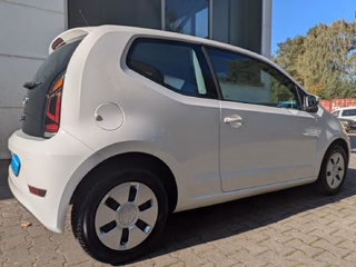 Volkswagen up! 1.0 move up! *Klima,Bluetooth* - foto 3