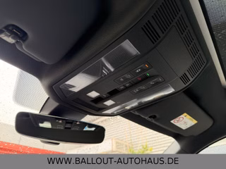Volkswagen Touareg R-Line 4x4*HUD*SPUR*TOT*DYN*AHK*PAN*STHZ - foto 32