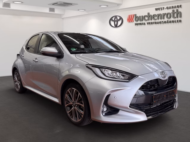 Toyota Yaris Hybrid Style - foto 3