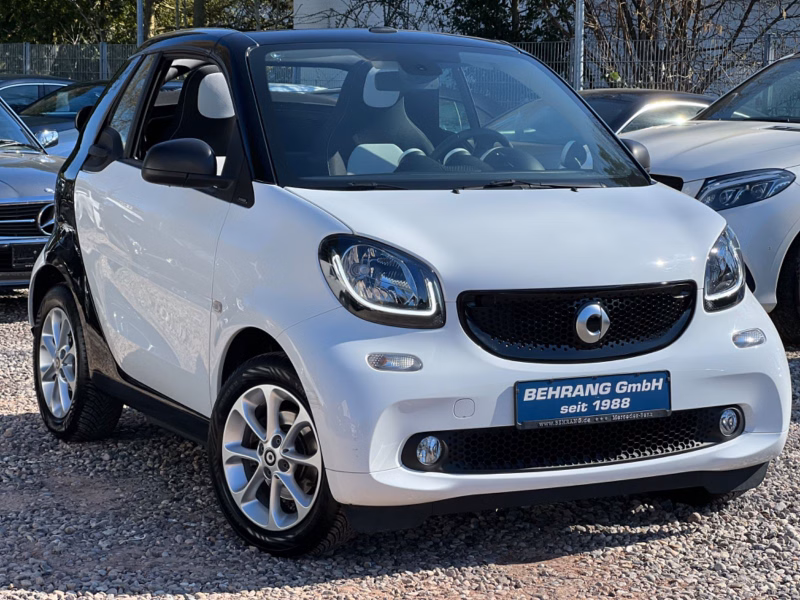 Smart ForTwo CABRIO*AUTOMATIK*SITZHEIZUNG*PASSION*90PS