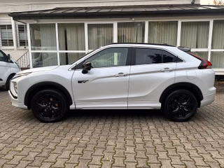 Mitsubishi Eclipse Cross/Plus Select Black Hybrid 4WD - foto 5
