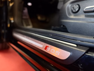 Audi SQ5 3.0 TDI quattro PANO/PDC/LED/ACC/NAVI/AHK/LEDER - foto 9