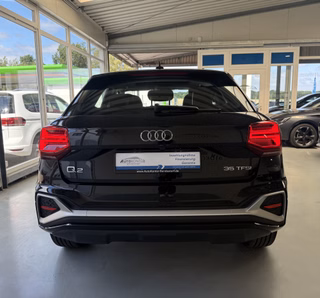 Audi Q2 S-Line Sport 35 Autom., Matrix Pano Kamera ACC - bilder 25