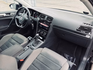 Volkswagen Golf VII Lim. Highline DSG+Pano+LED+ACC+StandHZG - foto 12