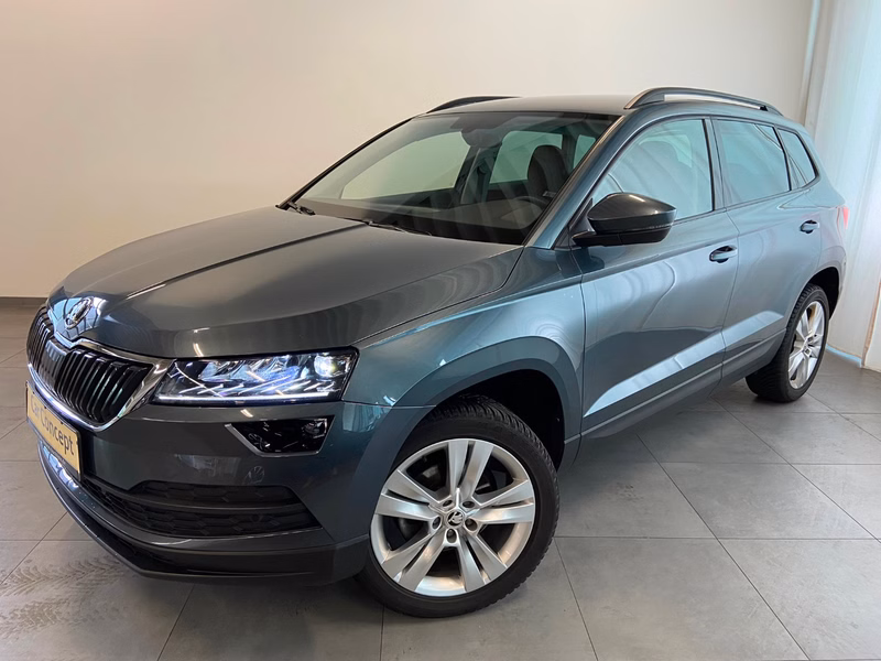 Skoda Karoq Style 1.5 TSI DSG NAVI AHK ACC LED KAMERA
