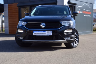 Volkswagen T-Roc 1.5 TSI United ACC / NAVI / SHZ / BT / PDC /ALU Used vehicle for sale | First registration 07/2020 | Price 23.990 €