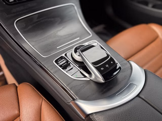 Mercedes-Benz GLC 250 d 4M+AHK+Kamera+Luft+HUD+ILS+Memory+ - bilder 7