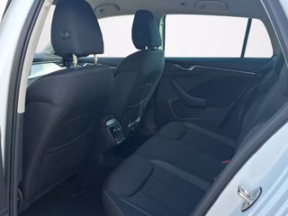 Skoda Scala 1.0 TSI Ambition CLIMATRONIC / NAVI / LED / SITZHEIZUNG - foto 10