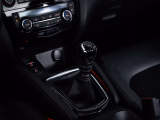 Nissan Qashqai 1.2 Visia*PANO*360°*AHK*NAVI - bilder 21