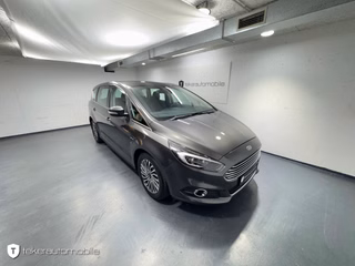Ford S-MAX 1.5 EcoBoost Titanium*LED*Navi*SHZ*6Gang* - foto 27