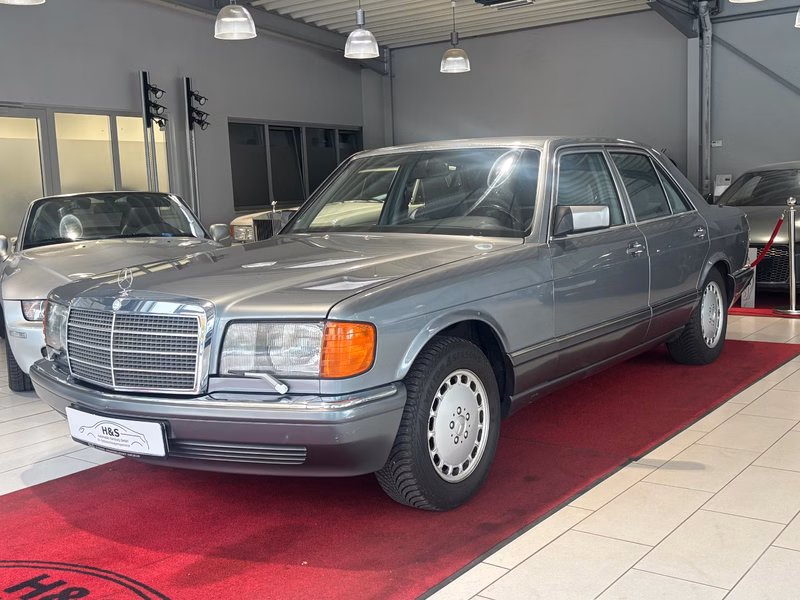Mercedes-Benz 300 SE