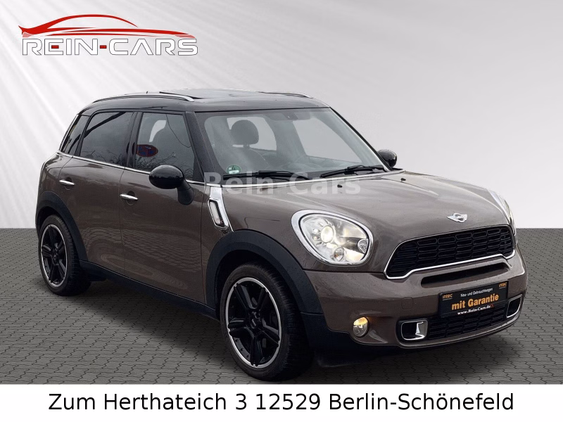 MINI COOPER S Countryman All4 PANO NAVI PDC BIXEN