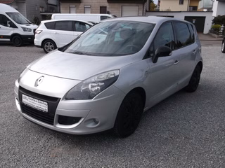 Renault Scenic III 1.6 dCi BOSE Edition AHK Navi Alu Rückfahrkamera Tempomat - foto 1