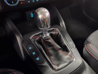 Ford Focus ST-LINE NAVI/KEYLESS/B&O/SHZ/LHZ/CARPLAY - foto 22