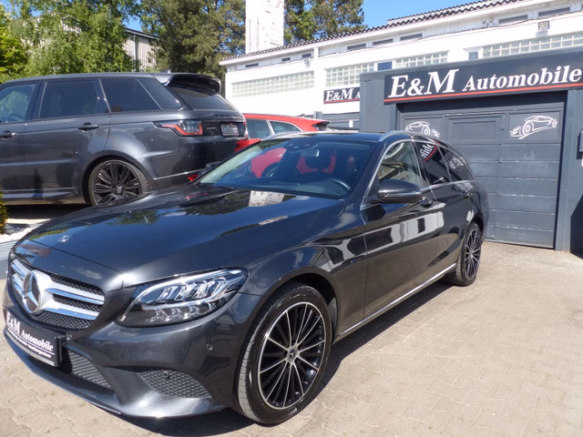 Mercedes-Benz C 300 T e*AVANTGARDE*NAVI*LEDER*LED*PDC*AHK*ALU - photo 1