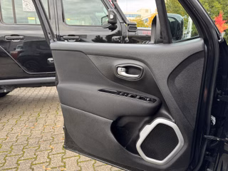 Jeep Renegade 1.6l Longitude Design Black-Pack - foto 16