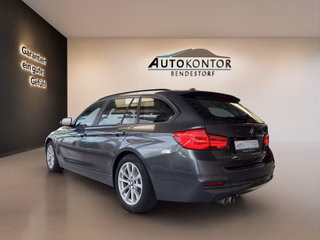 BMW 330 i Advantage Automatik Navi LED 2.Hd AHK - foto 3