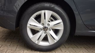 Volkswagen Golf VIII Life | LED | NAVI | Verkehrszeichenerkennung | Rückfahrcamera | PDC vo+hi | SH - foto 8