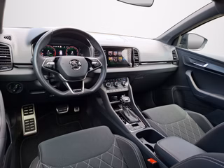 Skoda Karoq 1.5 TSI Sportline DSG / ACC / NAVI / KAMERA / SITZHEIZUNG - bilder 5