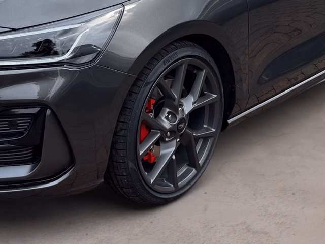 Ford Focus Turnier ST X +B&O+WINTERPAKET+ - bilder 5