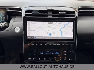 Hyundai TUCSON Hybrid 4W*2.HAND*NAVI*PANO*AHK*SPUR*ACC* - bilder 21