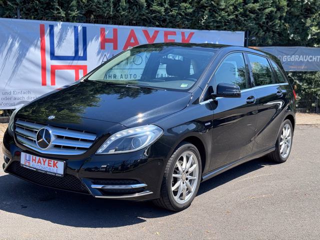 Mercedes-Benz B 180 CDI LED / Navi / Facelift / Used vehicle for sale | First registration 11/2011