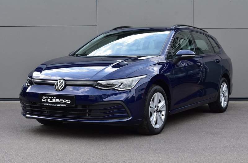 Volkswagen GOLF VARIANT VIII LIFE/ DIG.C/STAND./LED/ACC/APP/AHK