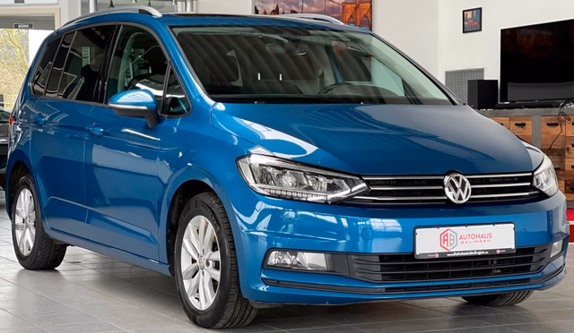 Volkswagen Touran 2.0 TDI DSG 1.HD|PANO|STHZ+SHZ|KAMERA|AHK Gebrauchtwagen Kaufen | EZ 11/2016 | Preis 15.490 €