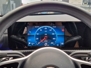 Mercedes-Benz A 180d Limousine Style*8G-DCT*KEYLESS*CARPLAY* - bilder 5