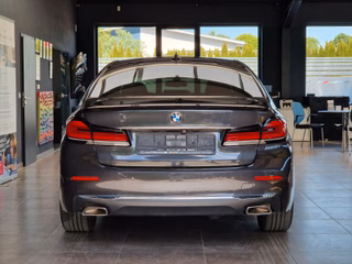 BMW 530d xDrive Luxury Line*KAMERA*CARPLAY*HEBEDACH* - bilder 6