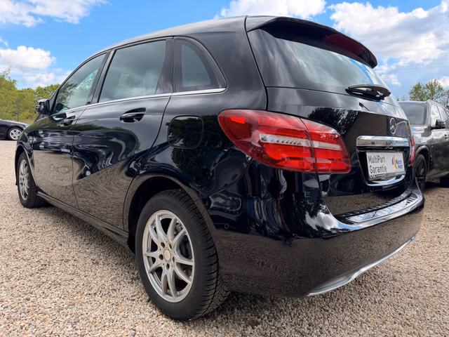 Mercedes-Benz B 200 Kamera*Navi*AHK*StandHz.*SitzHz.*1.Hand - foto 4