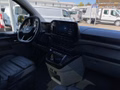 Ford Tourneo Custom 2.0 EcoBlue Bus Titanium AWD 320 L1H1 Autom. NAVI/DAB/RFK PANORAMADACH KLIMAAUTOMATIK 3-ZONEN TECHNOLOGIE-P SITZ-P 23 RUECKSITZ-P 14 KUNSTLEDER 8-SITZE - foto 3